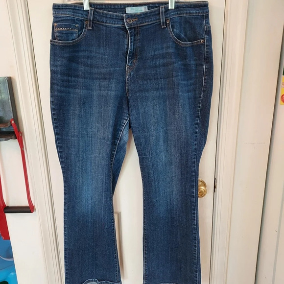 Levi's Women's 580 Bootcut Jeans in Size 18M - Picture 1 of 10